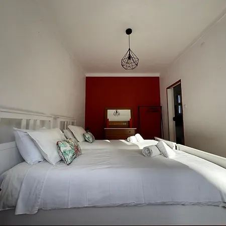 בית הארחה Foz Surfcamp פוז דו ארליו