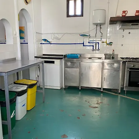 בית הארחה Foz Surfcamp 3*