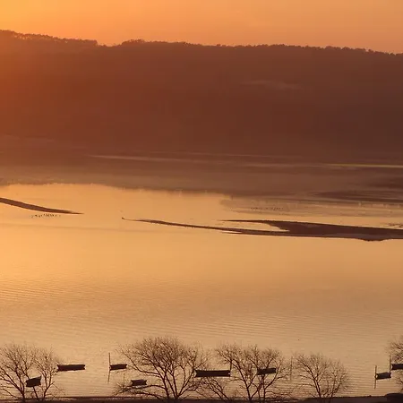 בית הארחה Foz Surfcamp 3*