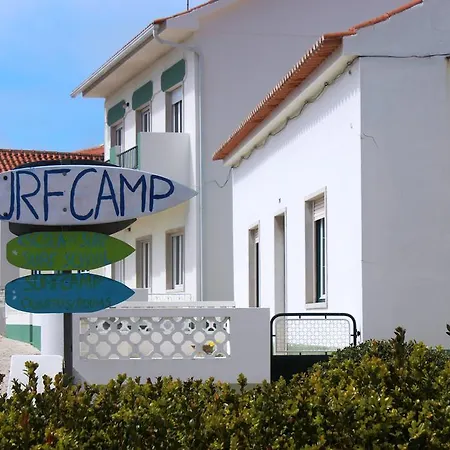 Foz Surfcamp Gæstehus