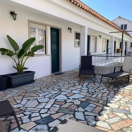 Foz Surfcamp Guest house 3*