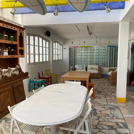 Foz Surfcamp Guest house Foz do Arelho