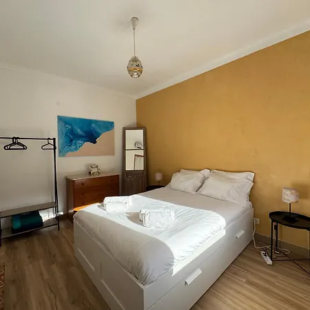 Guest house Foz Surfcamp