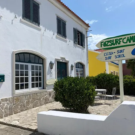 Foz Surfcamp 3*