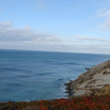 Foz Surfcamp Guest house Foz do Arelho